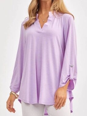 New Dear Scarlett Purple 3/4 Button Sleeve Lizzy Top V Neck Flowy Blouse Shirt